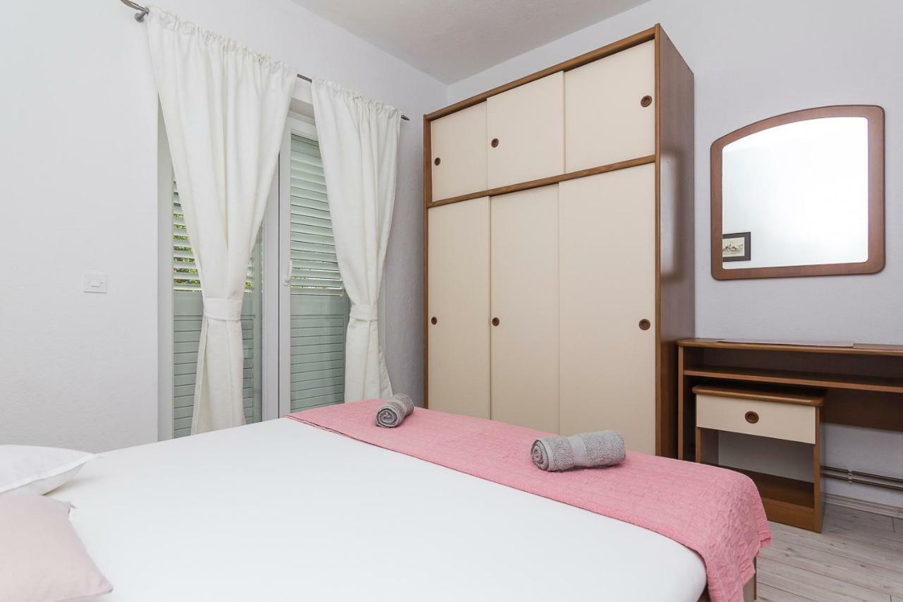 Apartments A&B Makarska Ngoại thất bức ảnh